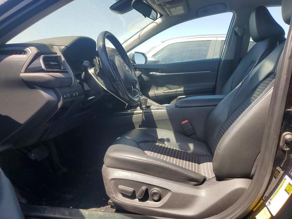 2022 TOYOTA CAMRY