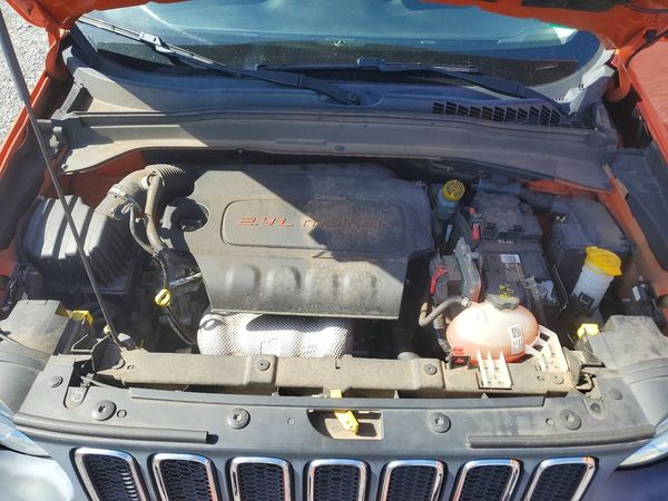 2015 JEEP RENEGADE LATITUDE 4X2