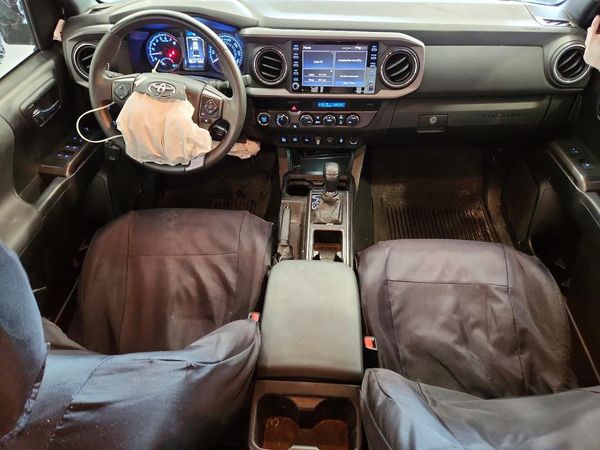 2022 TOYOTA TACOMA SR5