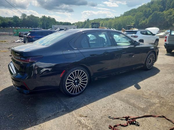 2026 BMW 760 xDrive
