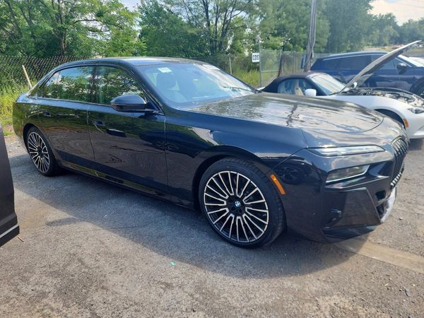 2026 BMW 760 xDrive