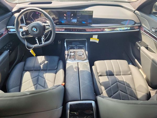 2026 BMW 760 xDrive