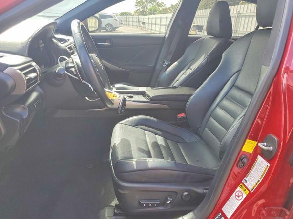 2015 LEXUS IS 250