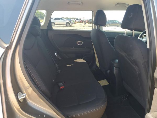 2019 KIA SOUL Base