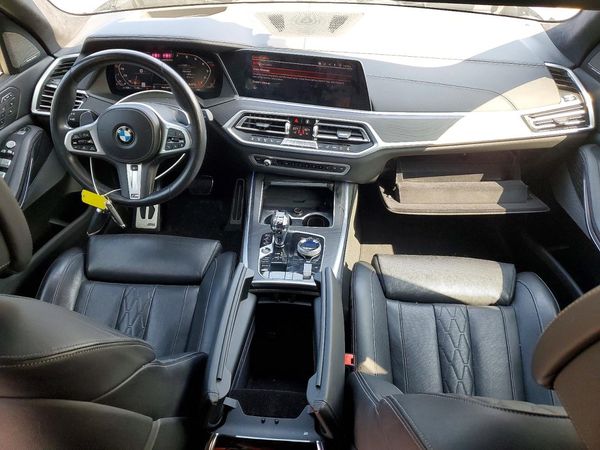 2020 BMW X7 M50i