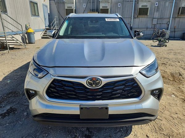 2024 TOYOTA HIGHLANDER