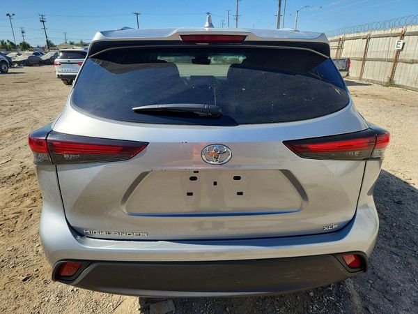 2024 TOYOTA HIGHLANDER