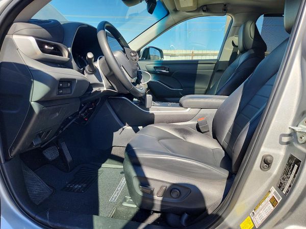 2024 TOYOTA HIGHLANDER