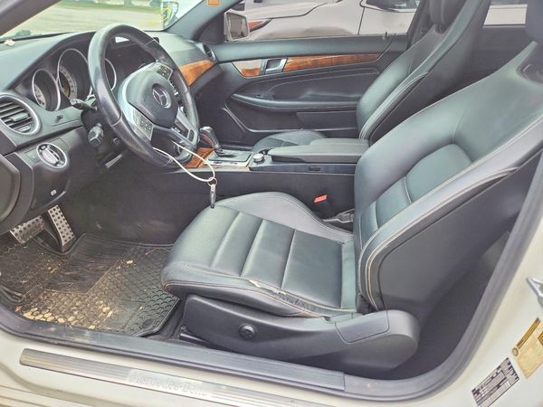 2012 MERCEDES-BENZ C C250