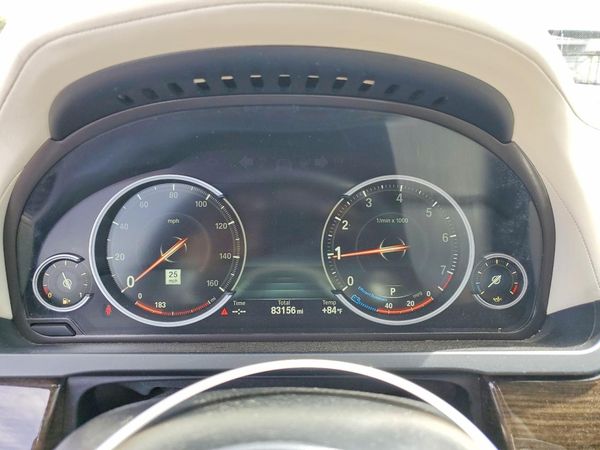 2015 BMW 740