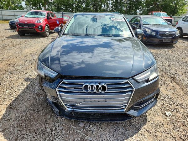 2017 AUDI A4 quattro Premium