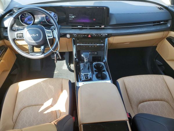 2024 KIA CARNIVAL