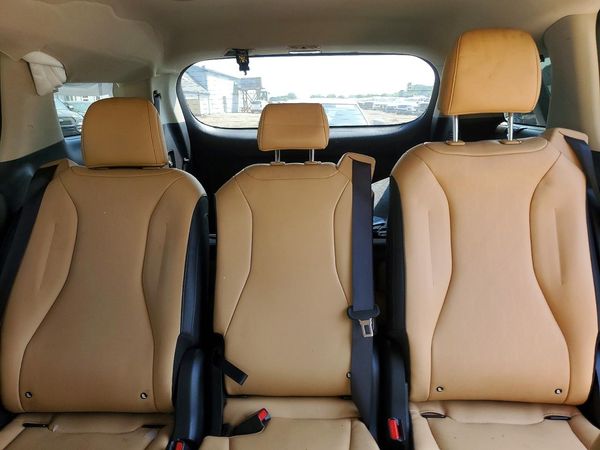 2024 KIA CARNIVAL