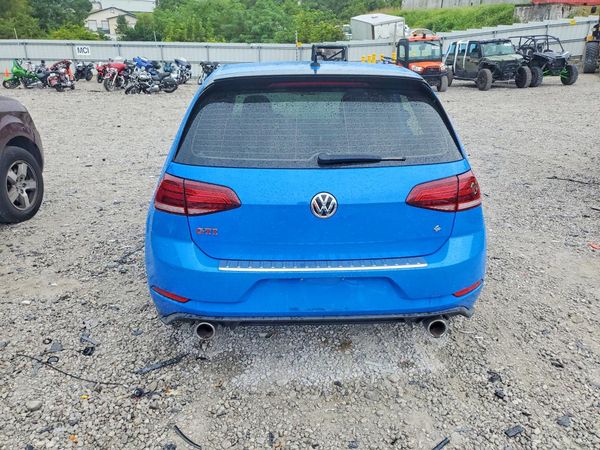 2019 VOLKSWAGEN GTI