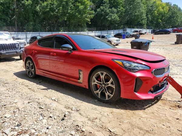 2021 KIA STINGER