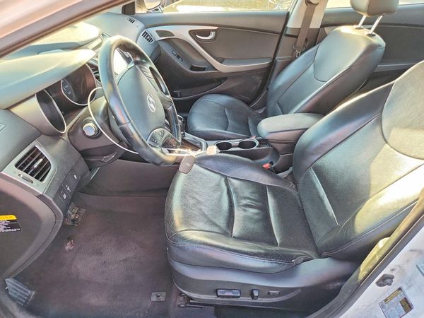 2015 HYUNDAI ELANTRA