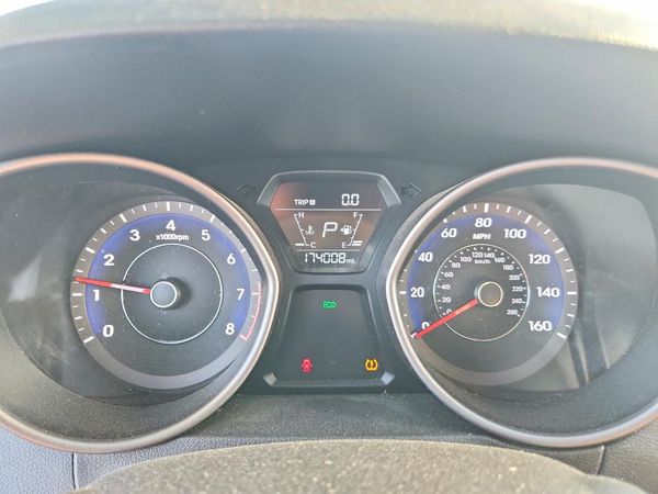 2015 HYUNDAI ELANTRA
