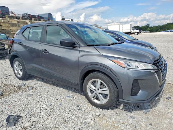 2023 NISSAN KICKS S