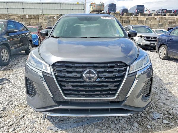 2023 NISSAN KICKS S