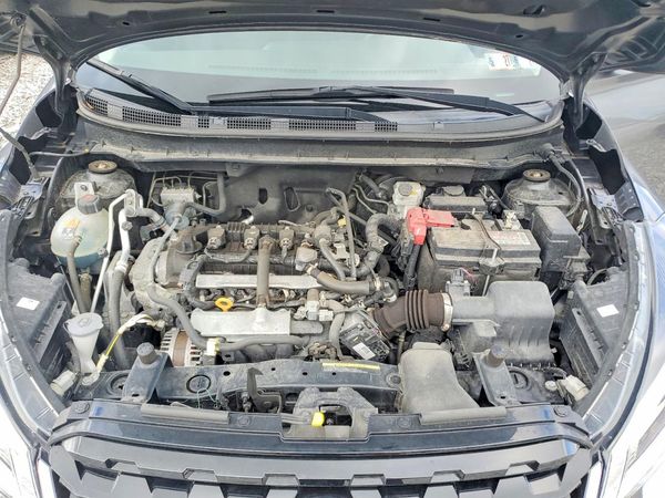 2023 NISSAN KICKS S