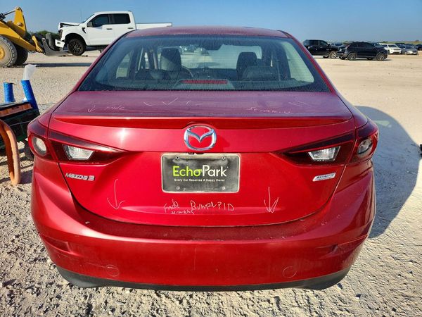 2018 MAZDA 3