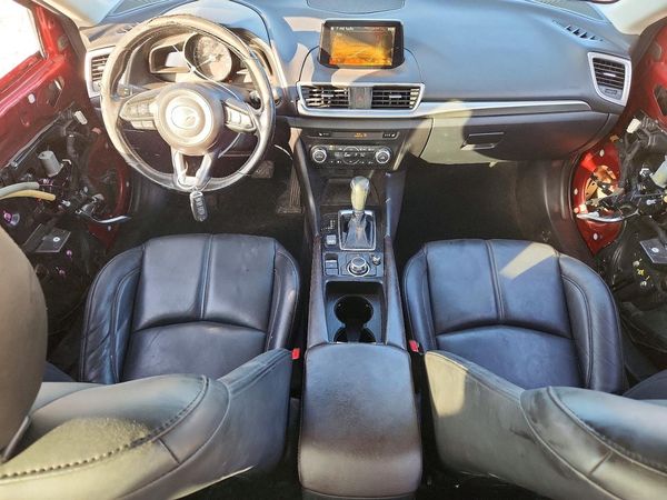2018 MAZDA 3