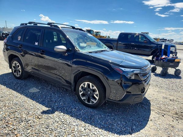 2025 SUBARU FORESTER Premium