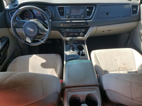2016 KIA SEDONA LX - Middle-low