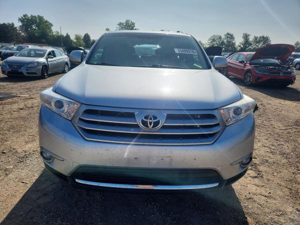 2013 TOYOTA HIGHLANDER Base/Hybrid