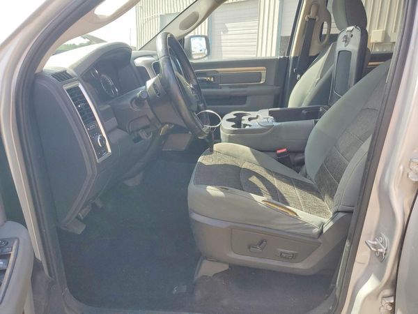 2017 RAM 1500 SLT