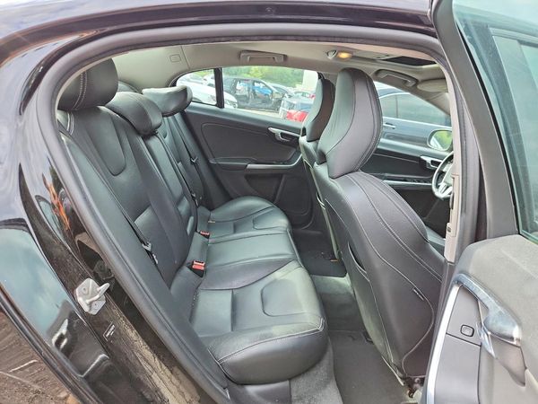 2018 VOLVO S60 Dynamic