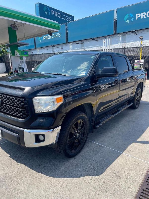 2016 TOYOTA TUNDRA