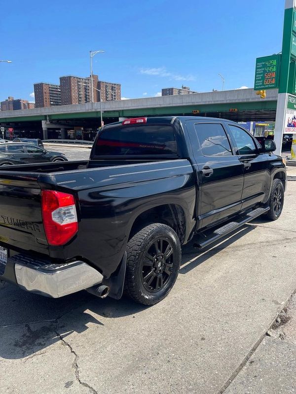 2016 TOYOTA TUNDRA