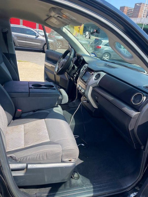 2016 TOYOTA TUNDRA