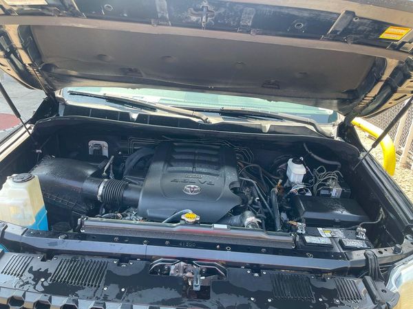 2016 TOYOTA TUNDRA