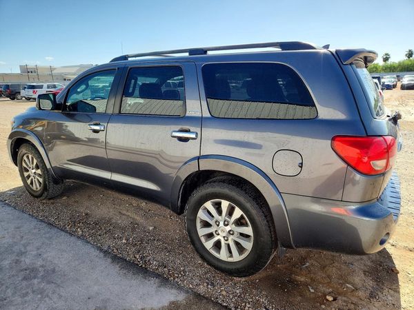 2013 TOYOTA SEQUOIA Limited