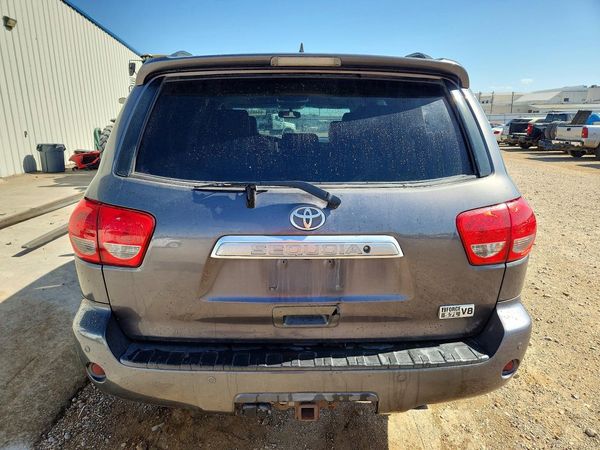 2013 TOYOTA SEQUOIA Limited