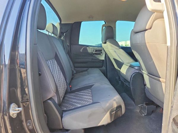 2018 TOYOTA TUNDRA SR/SR5