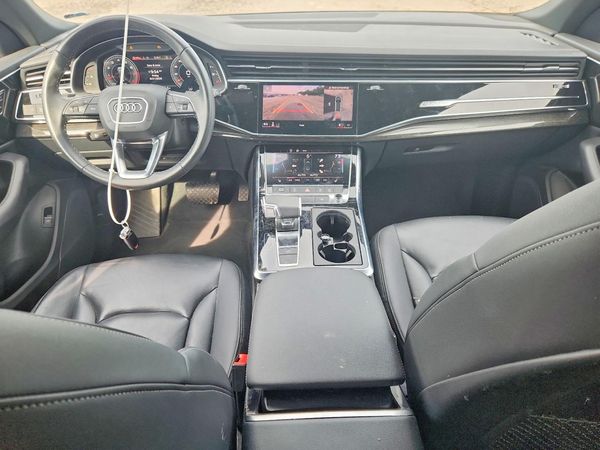 2024 AUDI Q8