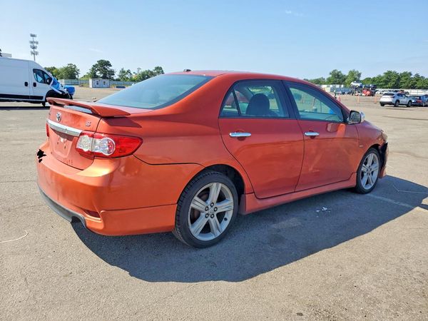 2013 TOYOTA COROLLA