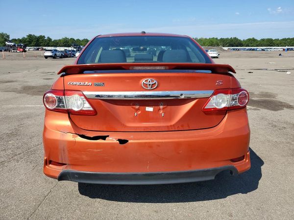 2013 TOYOTA COROLLA