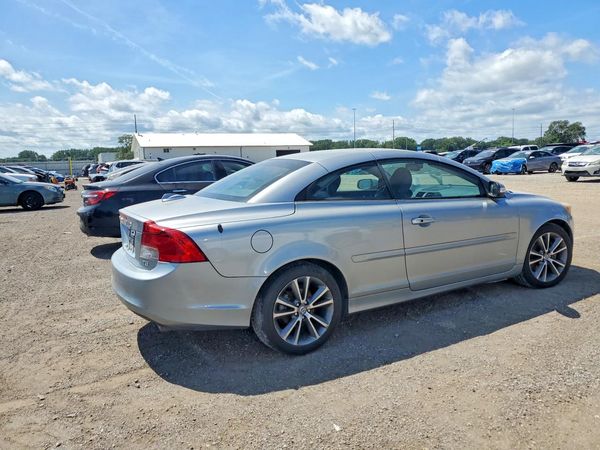 2012 VOLVO C70