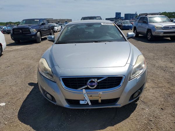 2012 VOLVO C70
