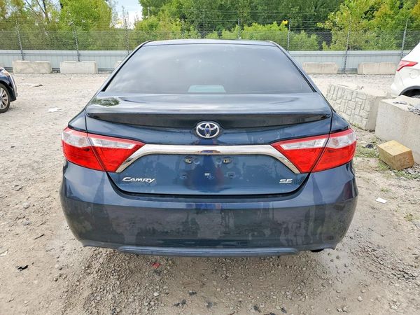 2015 TOYOTA CAMRY