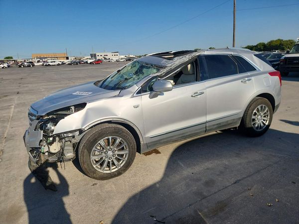 2018 CADILLAC XT5