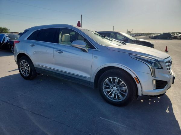 2018 CADILLAC XT5