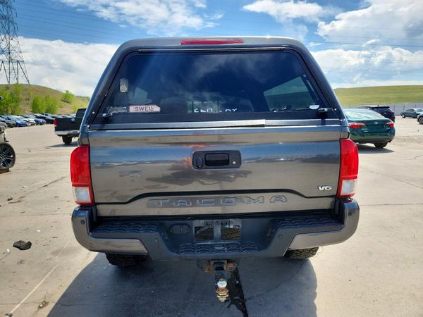 2017 TOYOTA TACOMA