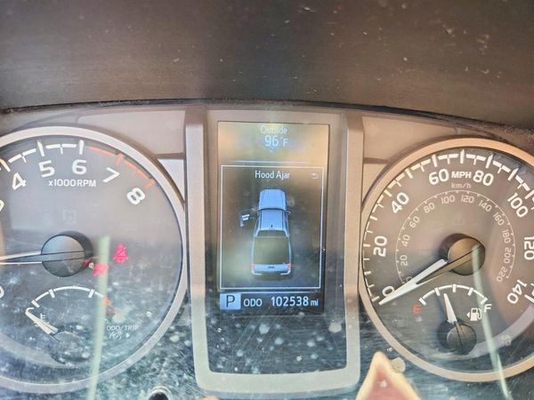 2017 TOYOTA TACOMA