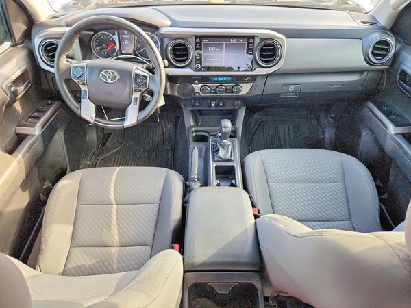 2022 TOYOTA TACOMA SR5 — CKPT