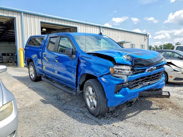 2023 CHEVROLET SILVERADO RST